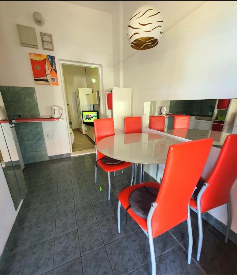 Unique Apartments Malinska Kültér fotó